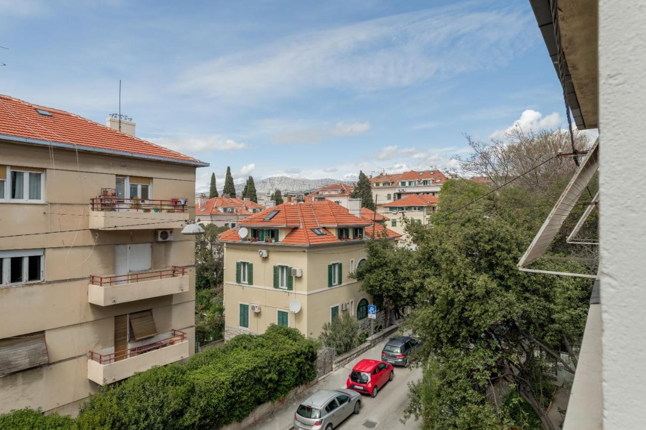 Apartment Dinka With Terrace Split Exterior foto